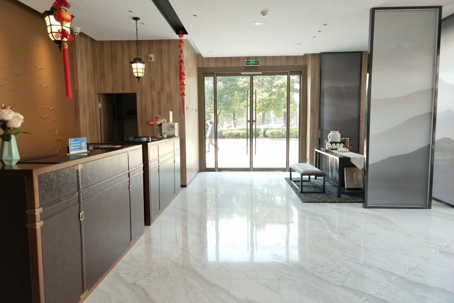 Jinjiang Metropolo Hotel Nanjing Jiangjun Dadao Hehai University Branch Exterior photo